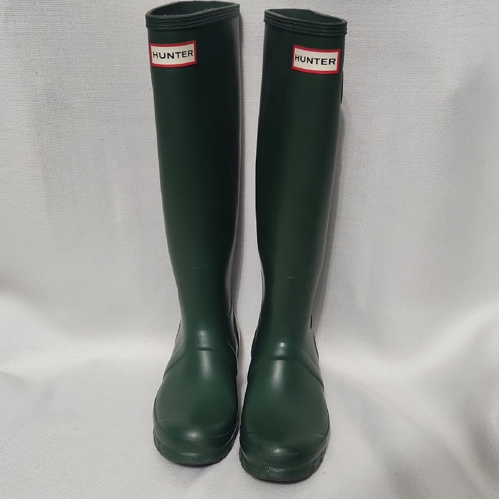 Hunter Boots Size 6| Tall Green Women's Hunter Rain Boots